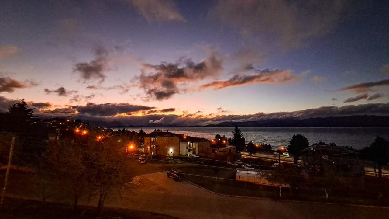 Dpto Tipo Cabana Con Vista Al Lago Apartment San Carlos de Bariloche Bagian luar foto